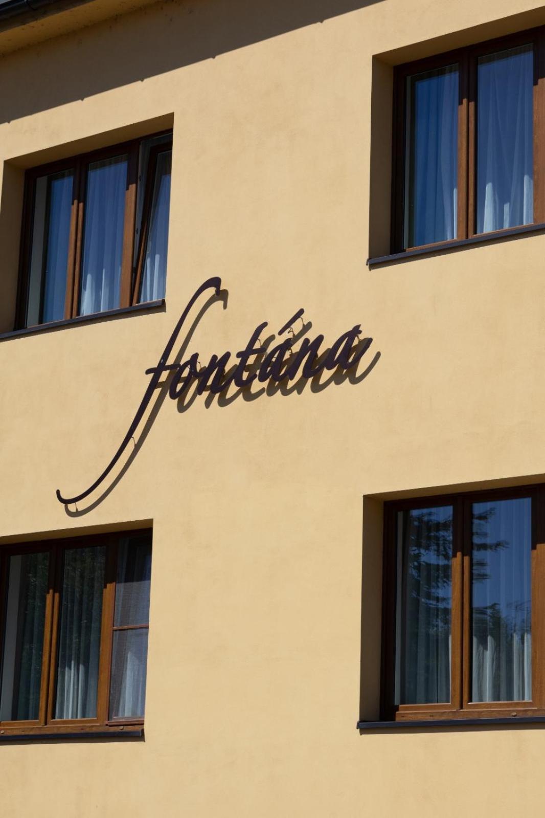Pension Fontana Poděbrady Extérieur photo